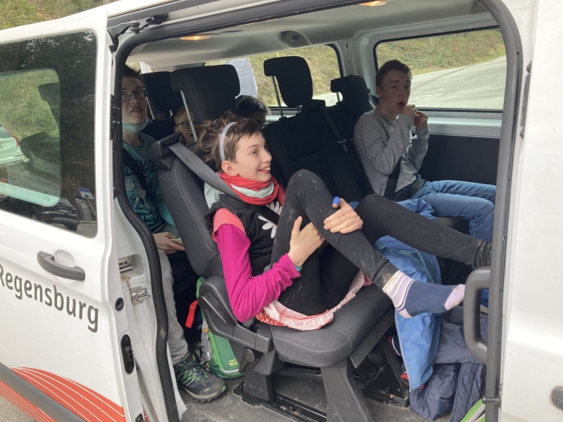 Gruppe im Bus