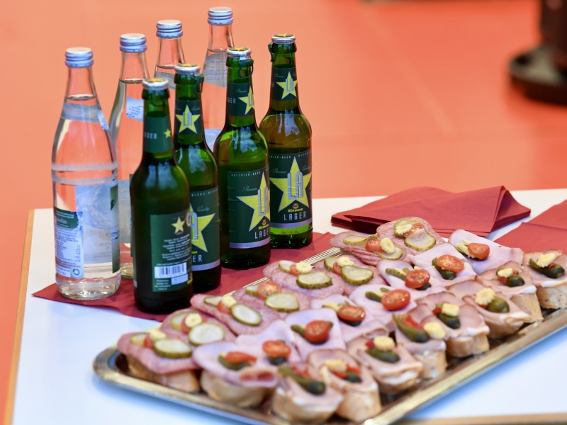 Catering auf Tablett