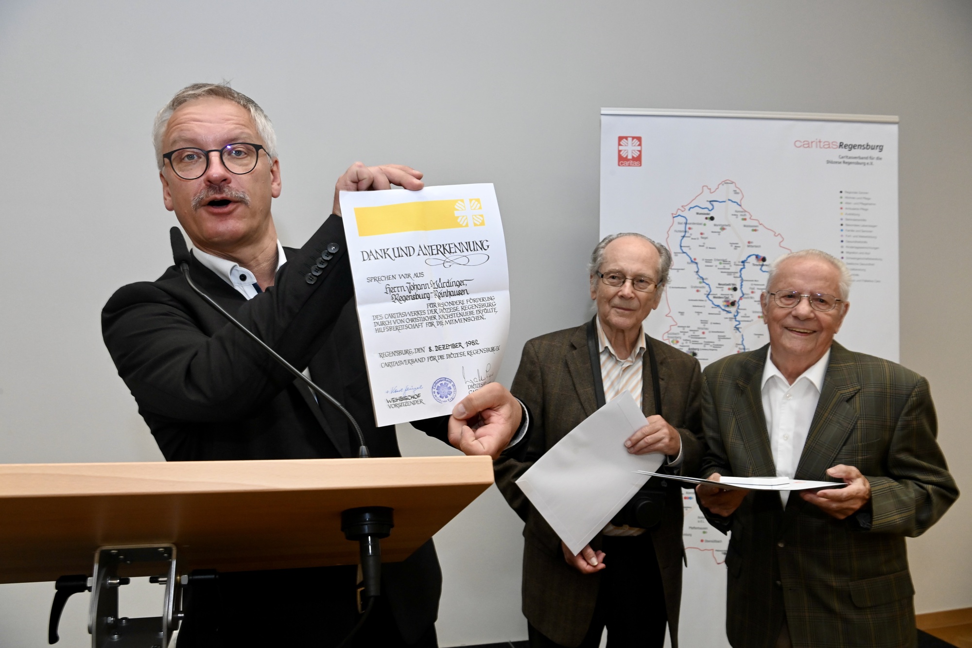 Redner am Pult