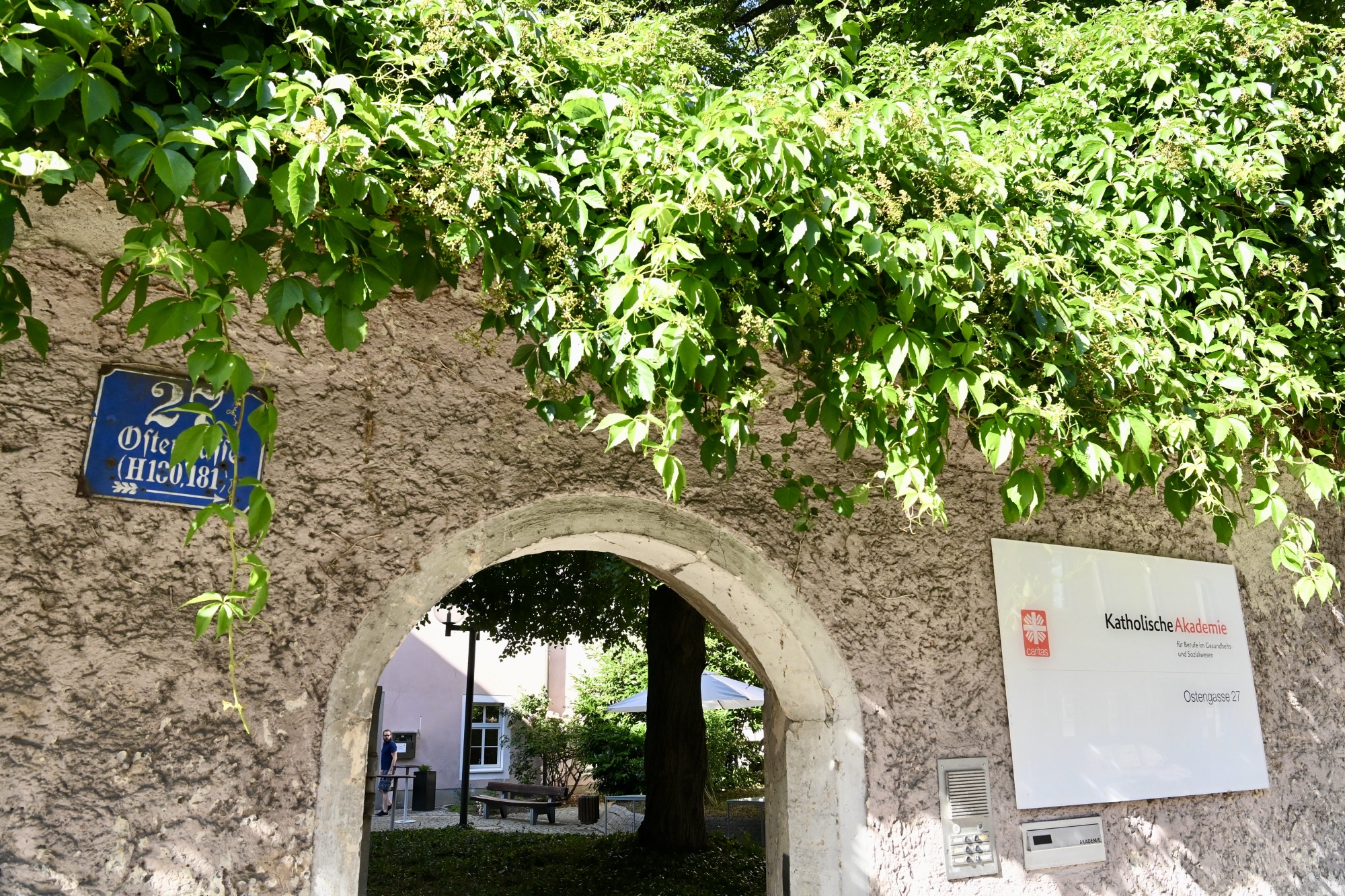 Tor im Freien