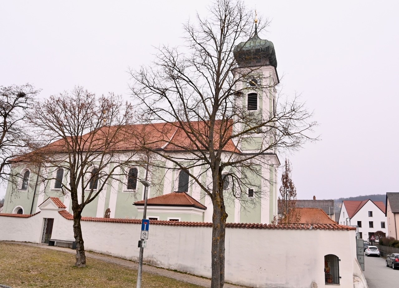 Kirche von aussen