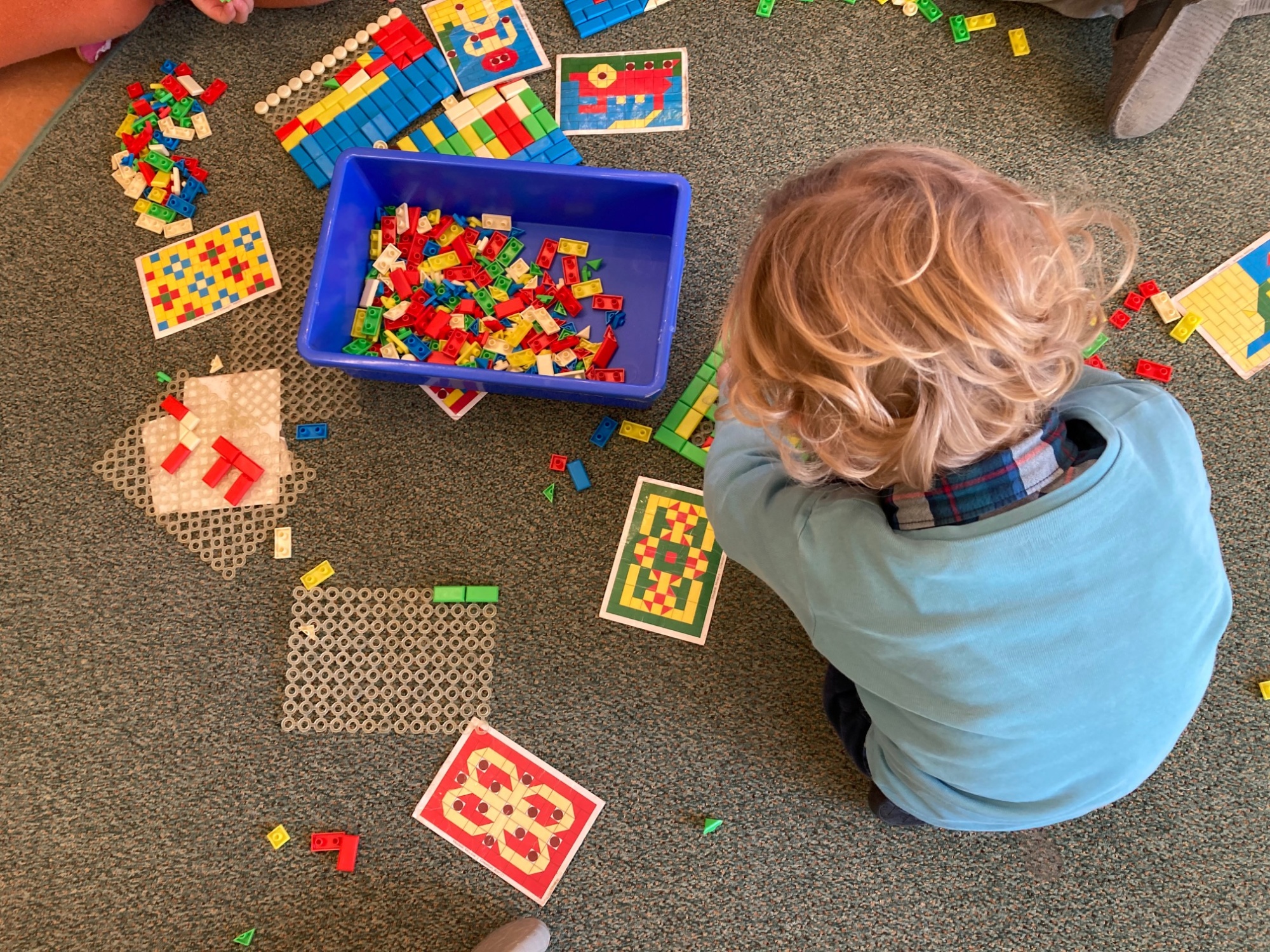 Kind beim spielen